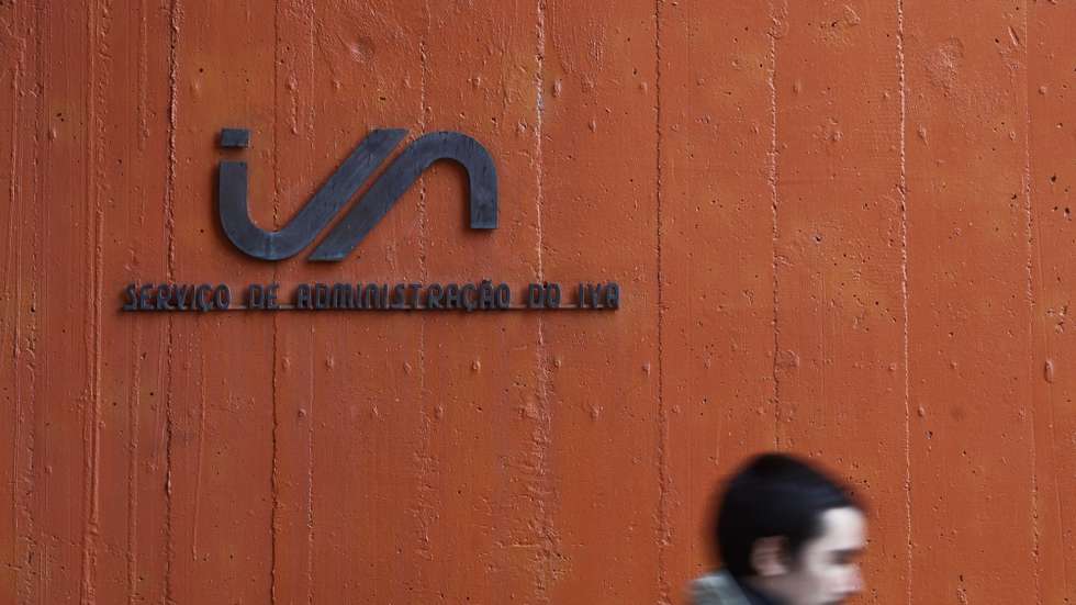 As medidas de alívio da tesouraria das empresas pela via fiscal incluem ainda a suspensão das execuções fiscais e contributivas durante o primeiro trimestre de 2021.