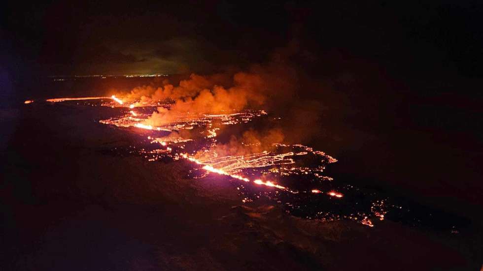 O vulcão entrou em erupção no Sudoeste da Islândia, na noite de sábado, pela quarta vez em três meses
