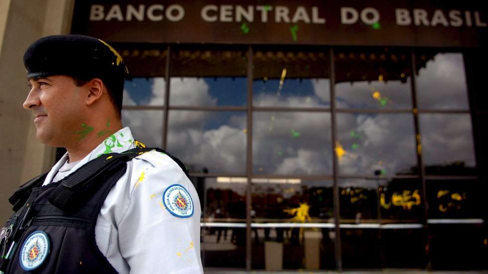 Um polícia no Banco Central brasileiro