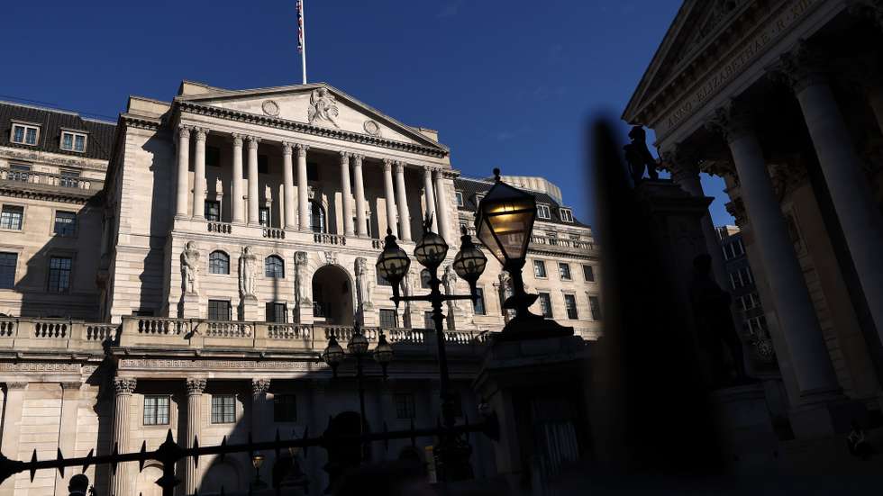 epa11975782 The Bank of England in London, Britain, 20 March 2025. The Bank of England is expected to maintain interest rates at 4.5 percent during its announcement on 20 March.  EPA/ANDY RAIN