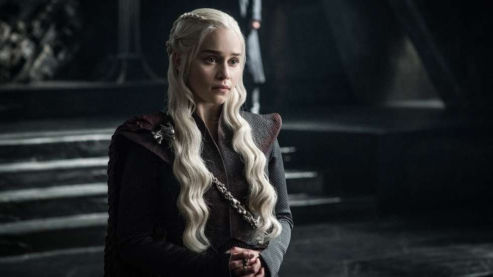 A prequela de "Guerra dos Tronos" recua cerca de 300 anos ao início da saga da Casa Targaryen — a Casa dos Dragões
