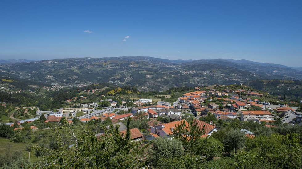 A prova de ultra 'endurance' supera as já longas Terra de Gigantes, da Serra da Estrela à Nazaré, a Algarviana Ultra Trail (ALUT), entre Sagres e Alcountim