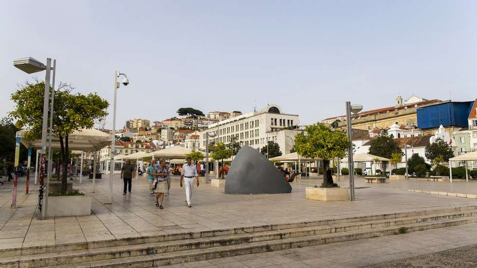 O Movimento critica também a &quot;ausência de ideias para as zonas adjacentes e de um Plano de Mobilidade para Lisboa&quot;.