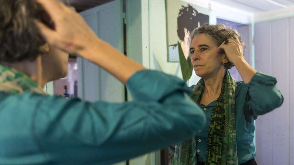 O documentário conta a história da mãe da artista plástica Ana Pérez-Quiroga.