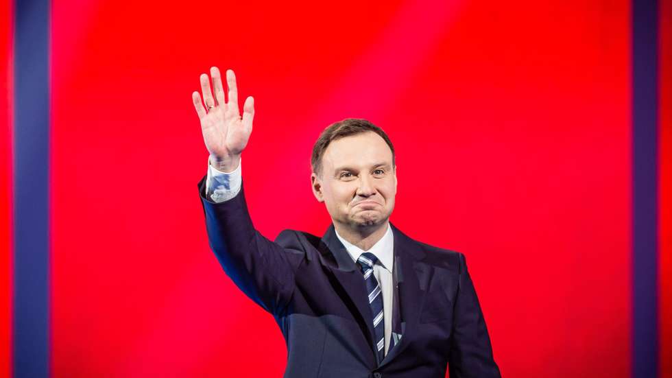 Andrzej Duda, presidente polaco, acredita que politicamente Putin está a perder a guerra