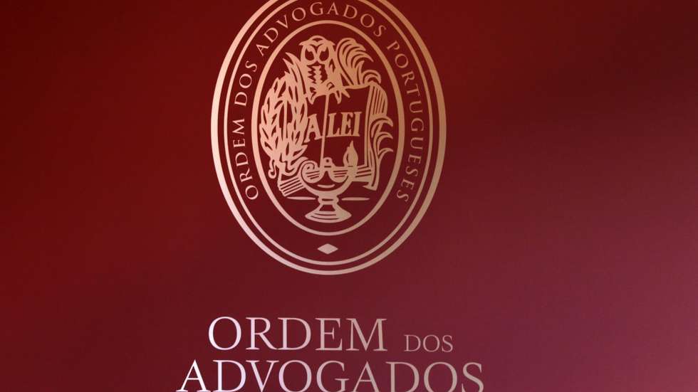 Advogados brasileiros podem inscrever-se em condições análogas aos advogados de países fora da UE