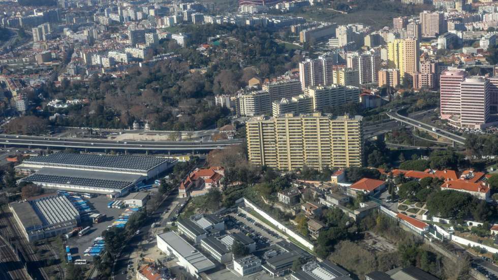 Para a consultora, a habitação acessível será um dos "grandes desafios e oportunidades para 2026"