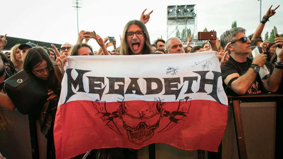 Os Megadeth cancelaram o concerto integrado no festival Evil Live