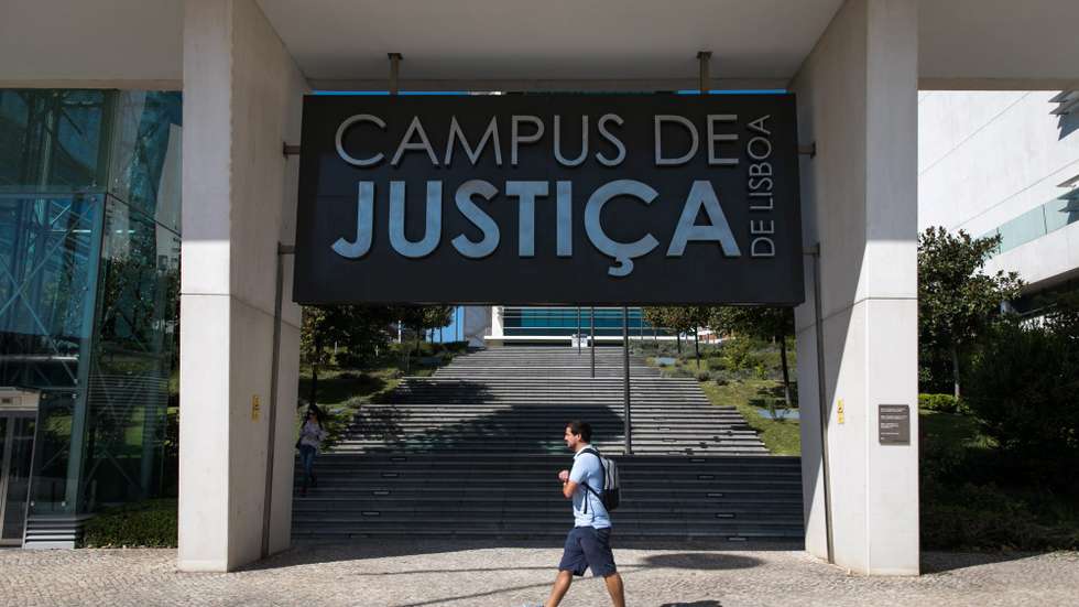 Ministério Público falou com funcionários judiciais, magistrados e polícias para saber se falavam com jornalistas