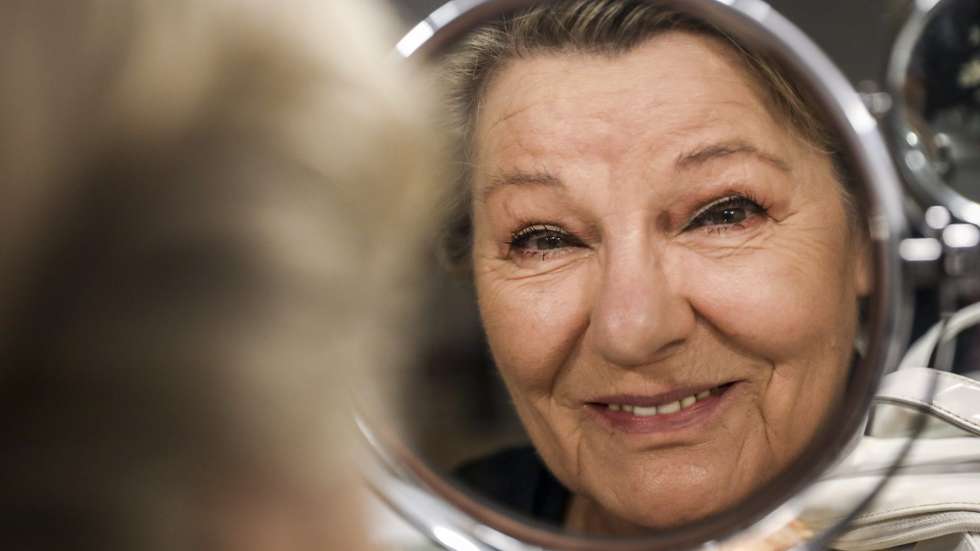 A atriz brinca que, com a sua idade, já não é "chamada para trabalhar", mas é homenageada.
