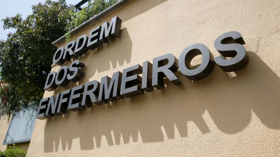 Luís Filipe Barreira novo bastonário dos enfermeiros com abstenção perto dos 80%