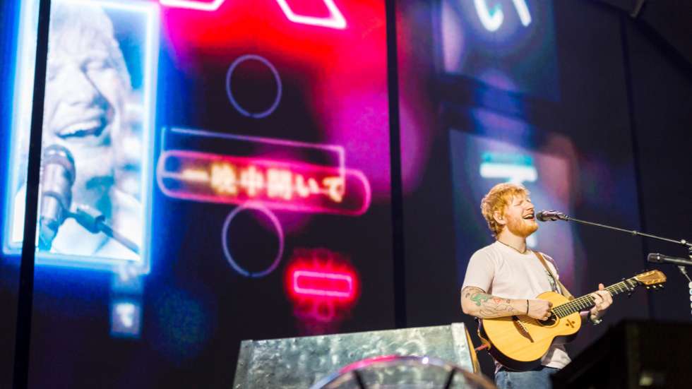 O PAS defende a proibição de artistas identificados com as causas ou o movimento LGBT de atuar no país, depois de um incidente com o grupo The 1975