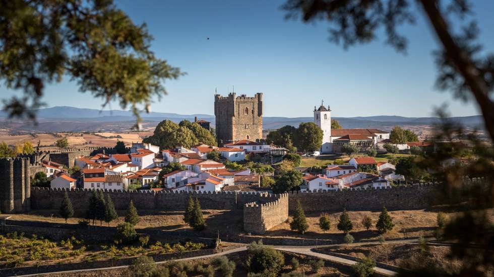 Novo consulado de Angola aproxima comunidade em Bragança