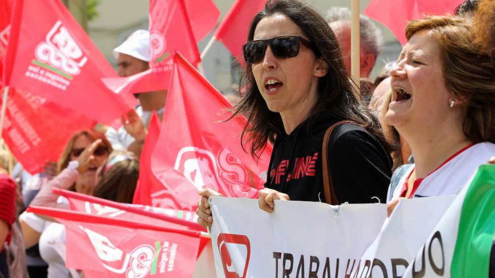 Na opinião do sindicato, "é absolutamente inaceitável a redução do valor de várias prestações sociais"