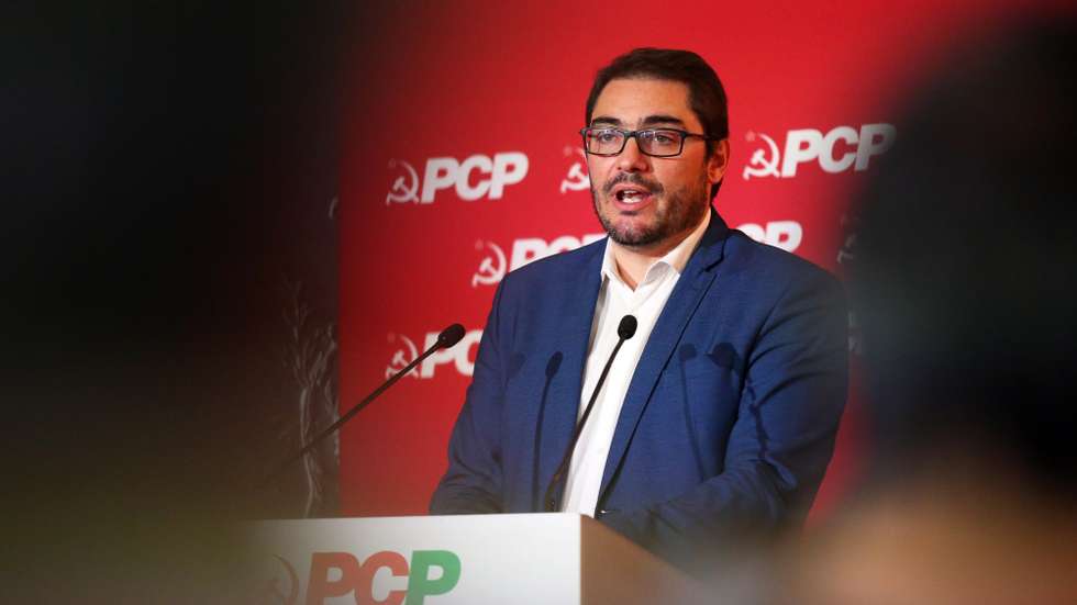 João Oliveira visitou as instalações do DCIAP e da PJ para perceber as carências que é preciso resolver. As reuniões prolongaram-se bem além do previsto
