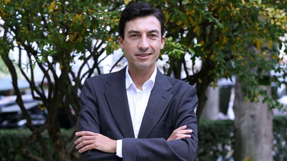 O candidato do Iniciativa Liberal à Presidência da República, Tiago Mayan Gonçalves, posa para a fotografia durante uma entrevista à agência Lusa, em Lisboa, 18 de novembro de 2020. (ACOMPANHA TEXTO DA LUSA DO DIA 23 DE NOVEMBRO DE 2002). MANUEL DE ALMEIDA/LUSA