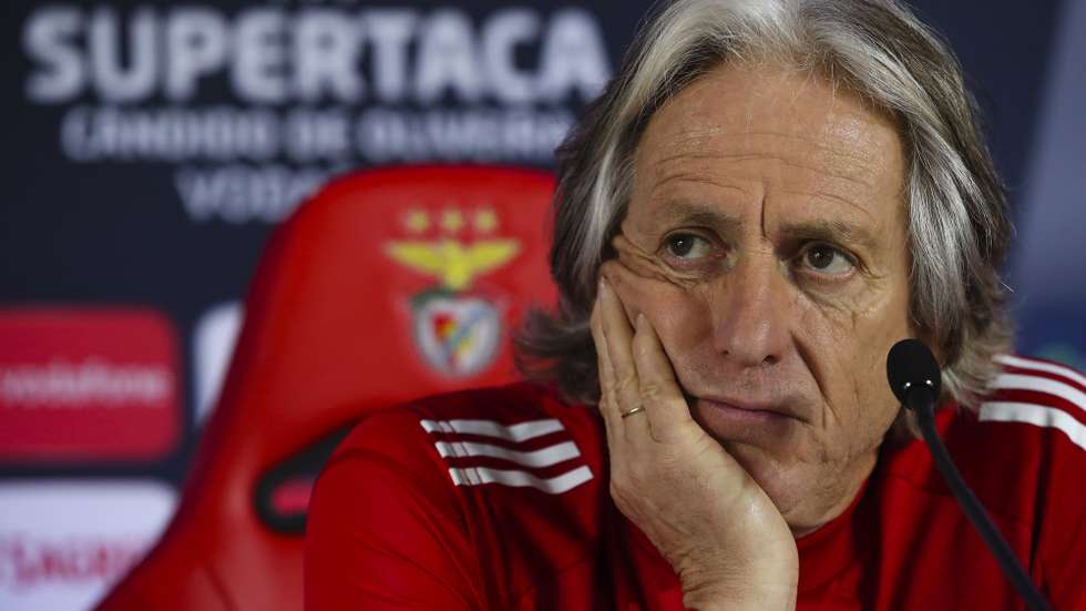 Conferência de imprensa do treinador do Benfica, Jorge Jesus, de antevisão do jogo com o FC Porto para a Supertaça Cândido de Oliveira, em Ílhavo, 22 de dezembro 2020. JOSÉ COELHO/LUSA