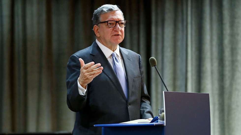 O diretor do Centro de Estudos Europeus, José Manuel Durão Barroso, intervém na conferência “Presidência do Conselho da União Europeia 2021”, na Universidade Católica, em Lisboa, 23 de novembro de 2020. Portugal assumirá a Presidência do Conselho da União Europeia no primeiro semestre de 2021, sucedendo à Alemanha. ANTÓNIO PEDRO SANTOS/LUSA