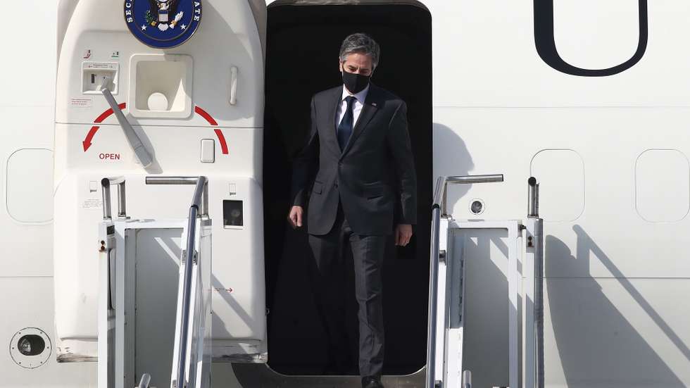 epa09079120 US Secretary of State Antony Blinken arrives at Osan Air Base in Pyeongtaek, South Korea 17 March 2021. US Secretary of State Antony Blinken is visiting South Korea for two days with Secretary of Defense Lloyd Austin to discuss major challenges in the region, including China and North Korea.  EPA/Chung Sung-Jun / POOL
