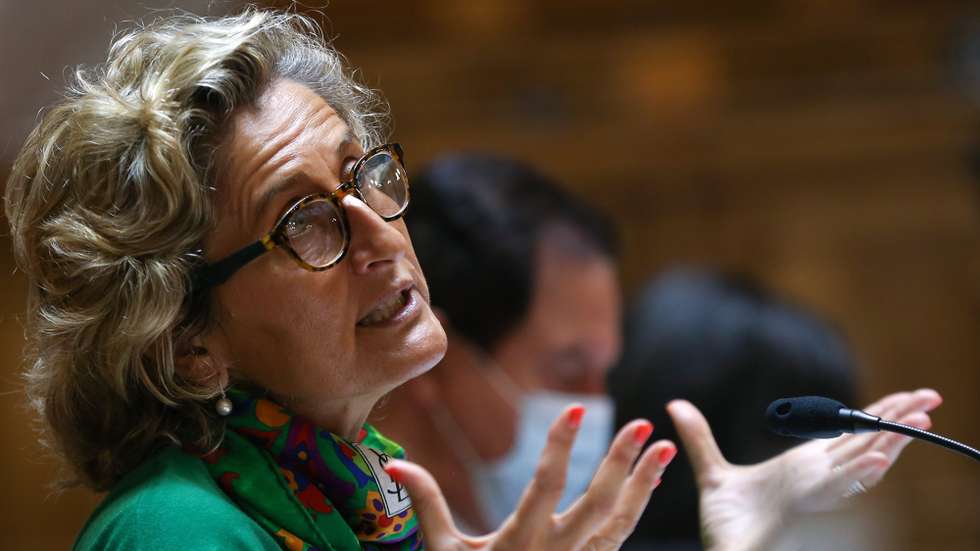 A ministra da Coesão Territorial, Ana Abrunhosa, durante a audição na Comissão de Administração Pública, Modernização Administrativa, Descentralização e Poder Local da Assembleia da República, Lisboa,13 de abril de 2021.     MANUEL DE ALMEIDA/LUSA