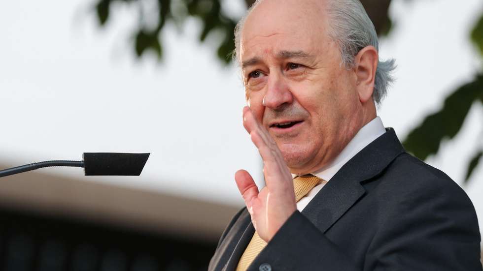 O presidente do PSD, Rui Rio, intervém na cerimónia de apresentação do deputado Duarte Pacheco como candidato pela Coligação PSD/CDS-PP/PPM à Camara Municipal de Torres Vedras, 28 de abril de 2021. MIGUEL A. LOPES/LUSA