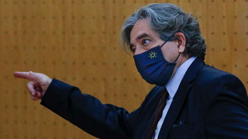 O ministro do Mar, Ricardo Serrão Santos, momentos antes da sua audição na Comissão de Agricultura e Mar, na Assembleia da República, em Lisboa, 25 de maio de 2021.ANTÓNIO COTRIM/LUSA