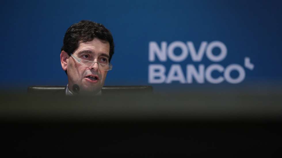 O diretor Executivo do Novo Banco, António Ramalho, durante a conferência de imprensa de apresentação de resultados de 2020, na sede do Novo Banco, em Lisboa, em Lisboa, 26 de março de 2021. MÁRIO CRUZ/LUSA