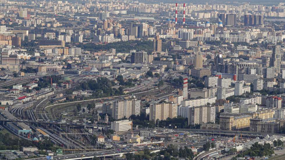 epa09291627 Moscow's view from the 337m high observation deck of the Ostankino TV tower in Moscow, Russia, 21 June 2021. Three renewed observation platforms of the Ostankino TV tower have become available to visitors again after more than a year's break from 25 March 2020 year. Ostankino TV is the second tallest free-standing building in the world. It has a structural weight of over 55,000 tons and 540 meters tall. Ostankino TV tower was build in 1967. More than 13 million people visited on the tower in its entire history.  EPA/SERGEI ILNITSKY