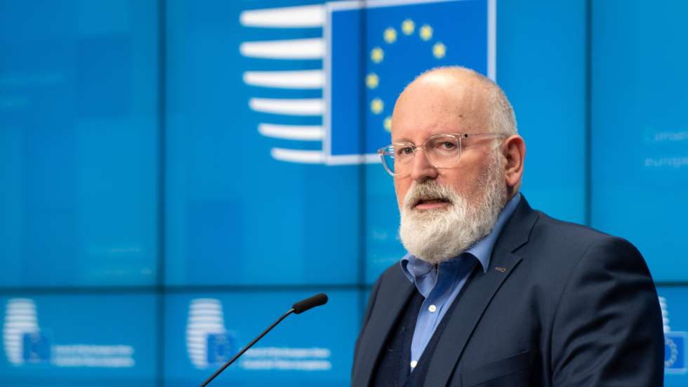 O comissário europeu para o Pacto Ecológico, Frans Timmermans, durante a conferência de sobre o acordo provisório conseguido entre o Conselho da União Europeia e o Parlamento Europeu sobre a reforma da Política Agrícola Comum (PAC), em Bruxelas, Bélgica, 25 de junho de 2021. O acordo de princípio hoje alcançado encerra seis meses de negociações sobre a nova PAC dirigidas pela presidência portuguesa do Conselho da União Europeia (UE), que conseguirá assim fechar o dossiê antes do fim do semestre. TONY DA SILVA/LUSA