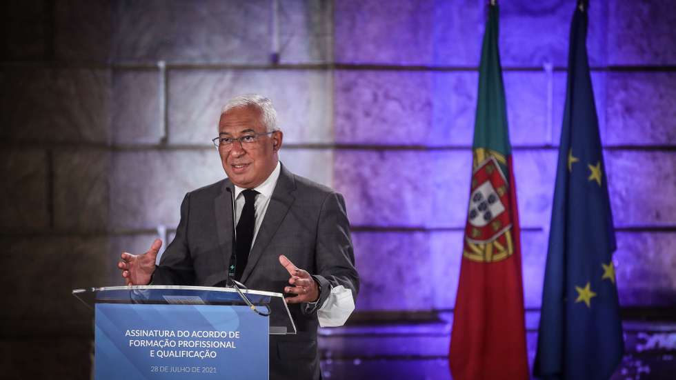 O primeiro-ministro, António Costa, participa na cerimónia de assinatura do acordo sobre "Formação Profissional e Qualificação: um desígnio estratégico para as Pessoas, para as Empresas e para o País", no Museu Nacional dos Coches, em Lisboa, 28 de julho de 2021. MÁRIO CRUZ/LUSA