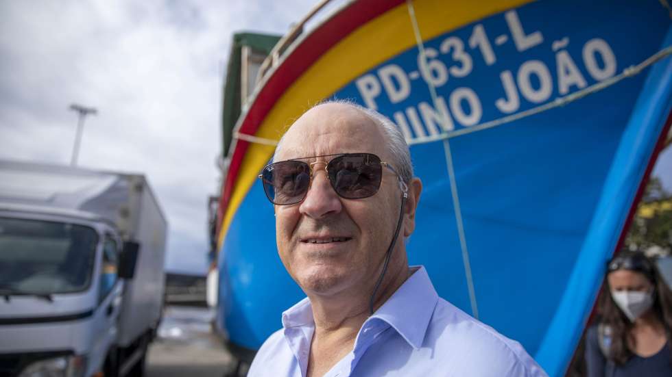 O presidente da Partido Social Democrata (PSD), Rui Rio, durante uma ação de campanha para as eleições autárquicas 2021, na Ribeira Quente, Povoação, ilha de São Miguel, Açores, 24 de setembro de 2021. No próximo dia 26 de setembro mais de 9,3 milhões eleitores podem votar nas eleições autárquicas para eleger os seus representantes locais. EDUARDO COSTA/LUSA