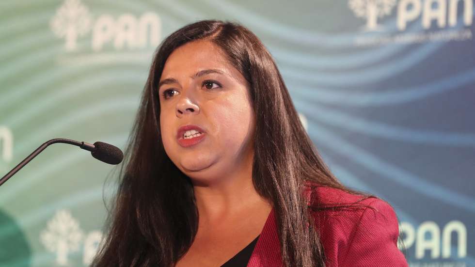 epa09490667 People-Animal-Nature (PAN) Party leader Ines de Sousa Real reacts to results of the Party's first local elections, in Corucheus Library in Lisbon, Portugal, 26 September 2021.  EPA/JOAO RELVAS