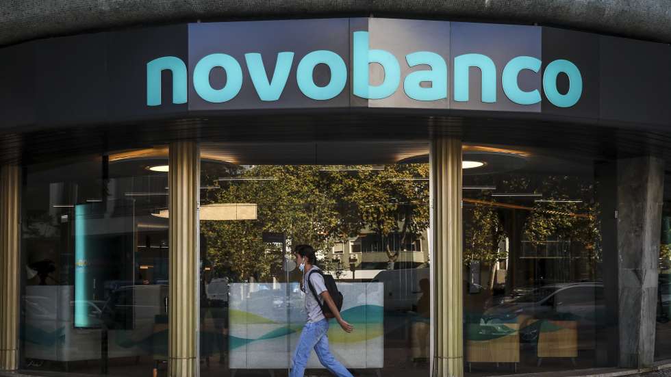 Nova imagem de marca do Novo Banco, em Lisboa, 25 de outubro de 2021. RODRIGO ANTUNES/LUSA