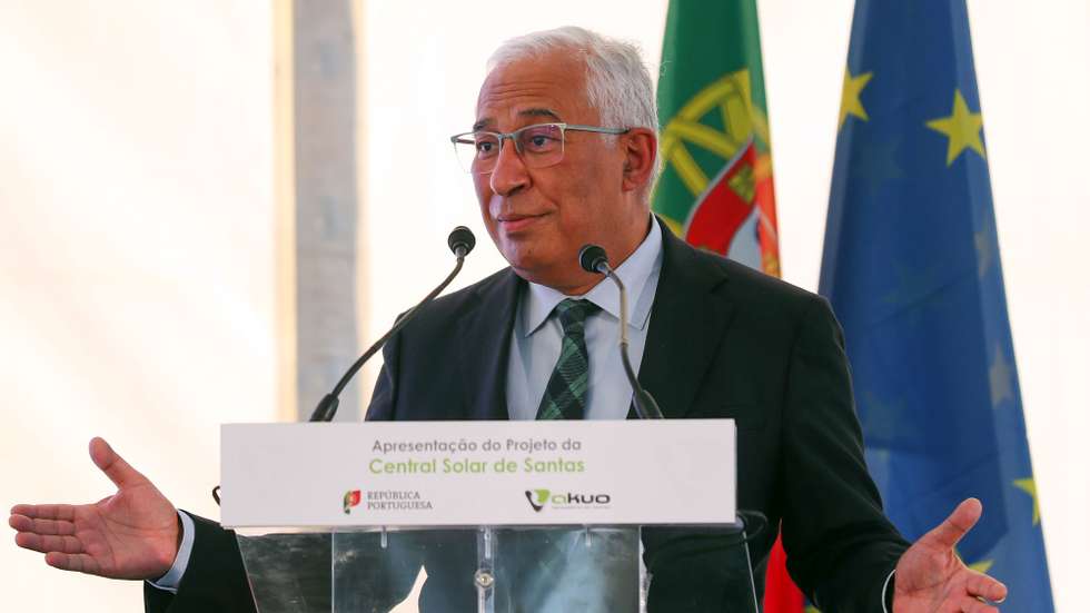 O primeiro-ministro, António Costa, intervém durante a cerimónia de lançamento da Central Fotovoltaica de Santas e a apresentação do panorama energético em Portugal, na Herdade das Santas. Monforte, 30 de novembro de 2021. NUNO VEIGA/LUSA