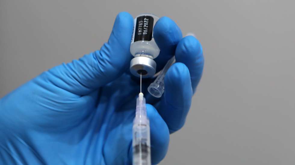 Uma vacina da Pfizer contra a Covid-19