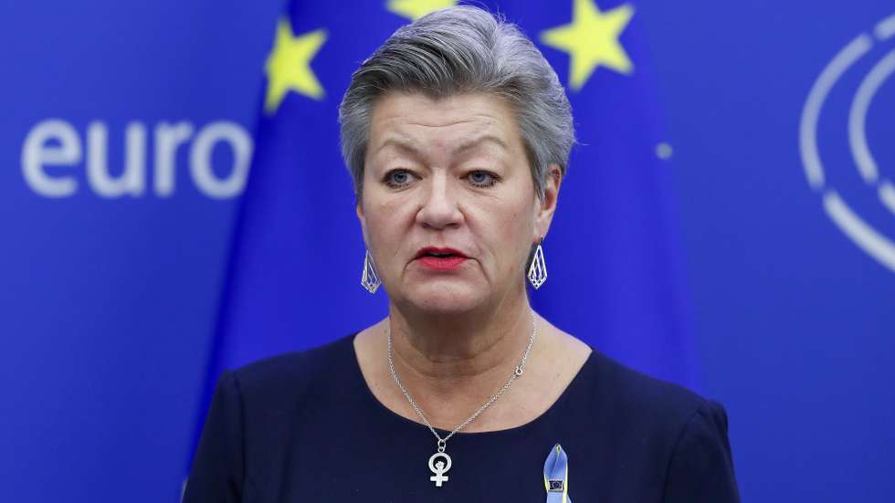 epa09810285 European Commissioner for Home Affairs, Ylva Johansson holds a news conference on 'EU solidarity with those fleeing the war in ukraine', at the European Parliament in Strasbourg, France, 08 March 2022. The plenary session of the European Parliament runs from 07 to 10 March 2022.  EPA/JULIEN WARNAND