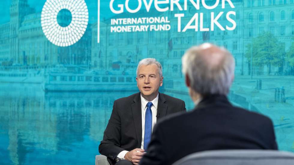 epa09898141 A handout photo made available by the International Monetary Fund (IMF) shows  European Department Director Alfred Kammer (L) talking with Central Bank Governor of Sweden Stefan Nils Magnus Ingves (R) during the Governor Talk at the 2022 Spring Meetings at the International Monetary Fund in Washington, DC, USA, 19 April 2022. The International Monetary and Financial Committee (IMFC), Development Committee (DC), and G20 meetings will be held in hybrid format and participants of those restricted meetings may participate in person or virtually.  EPA/Cory Hancock / IMF Photo HANDOUT  HANDOUT EDITORIAL USE ONLY/NO SALES