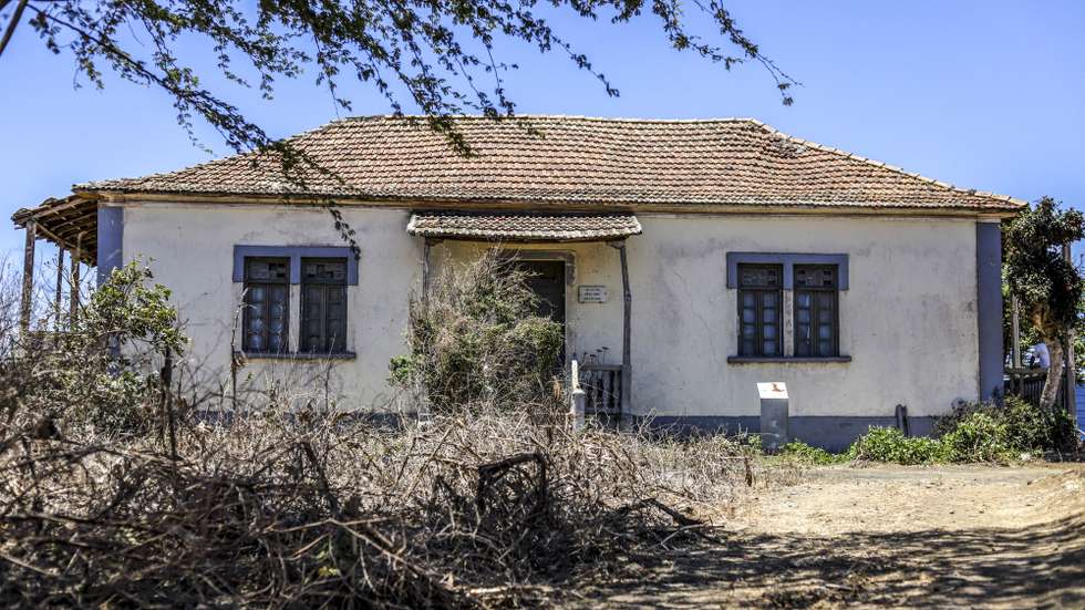A casa onde Amílcar Cabral viveu parte da sua infância, na ilha cabo-verdiana de Santiago, mas os donos estão a exagerar no preço da moradia, que está a degradar-se, adiando um museu e um centro de investigação. Cabo Verde, 27 de abril de 2022. (ACOMPANHA TEXTO DA LUSA DO DIA 22 DE MAIO DE 2022). ELTON MONTEIRO/LUSA