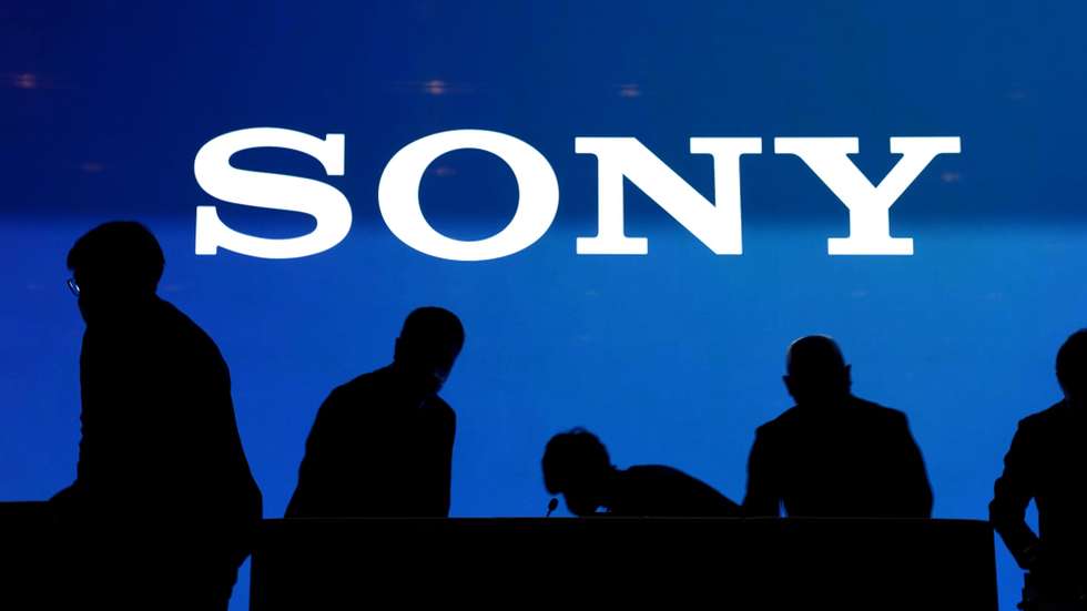 epa09954268 Staff of Sony Group Corp. change seat arrangements during the Sony corporate strategy meeting for 2022 fiscal year at its headquarters in Tokyo, Japan, 18 May 2022. Sony held on 18 May 2022 its corporate strategy meeting for the fiscal year ending 31 March, 2023.  EPA/KIMIMASA MAYAMA