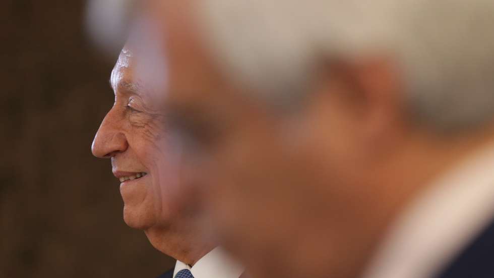O Presidente da República, Marcelo Rebelo de Sousa, durante a inauguração da exposição "A oficina de Saramago", na Biblioteca Nacional, em Lisboa, 06 de junho de 2022. Intitulada “A Oficina de Saramago”, insere-se nas celebrações do centenário do nascimento do autor de “Memorial do Convento”, cujo legado ultrapassou fronteiras geográficas e culturais, “colocando-o também entre os principais nomes da literatura mundial”. TIAGO PETINGA/LUSA