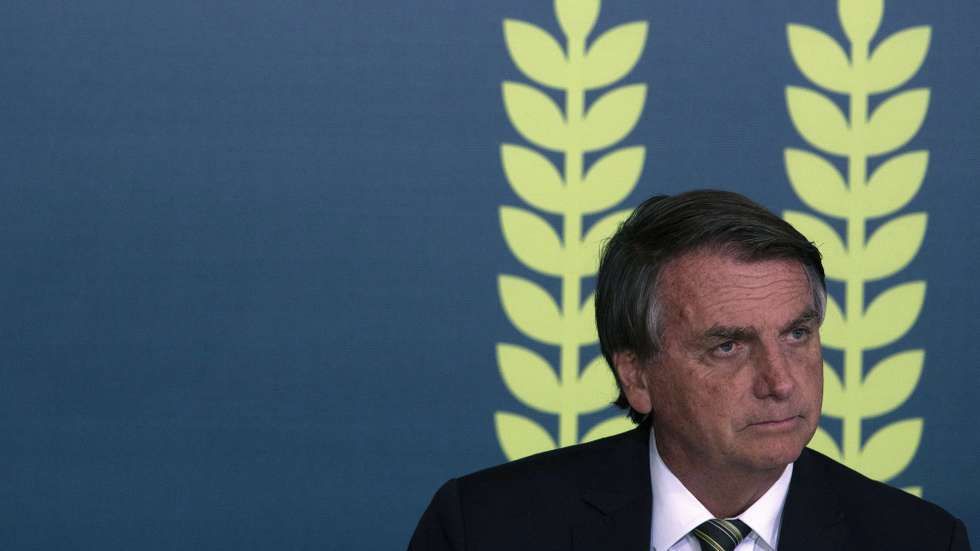 epa10042450 The President of Brazil Jair Bolsonaro participates during the launch of the 2022/2023 Crop Plan, at the Planalto Palace, in Brasilia, Brazil, 29 June 2022.  EPA/Joedson Alves