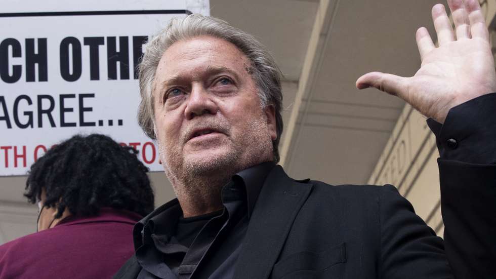 epa10086943 Former White House Chief Strategist in the Trump administration Steven Bannon delivers remarks to members of the news media after being found guilty in his contempt of Congress trial at the E. Barrett Prettyman Federal Courthouse in Washington, DC, USA, 22 July 2022. Bannon was found guilty on two criminal charges related to his failure to comply with a subpoena from the House Select Committee to Investigate the January 6 Attack on the Capitol.  EPA/MICHAEL REYNOLDS