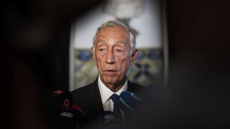 O Presidente da República, Marcelo Rebelo de Sousa, fala aos jornalistas após uma audiência com o partido Chega, no palácio de Belém, em Lisboa, 29 de julho de 2022. TIAGO PETINGA/LUSA