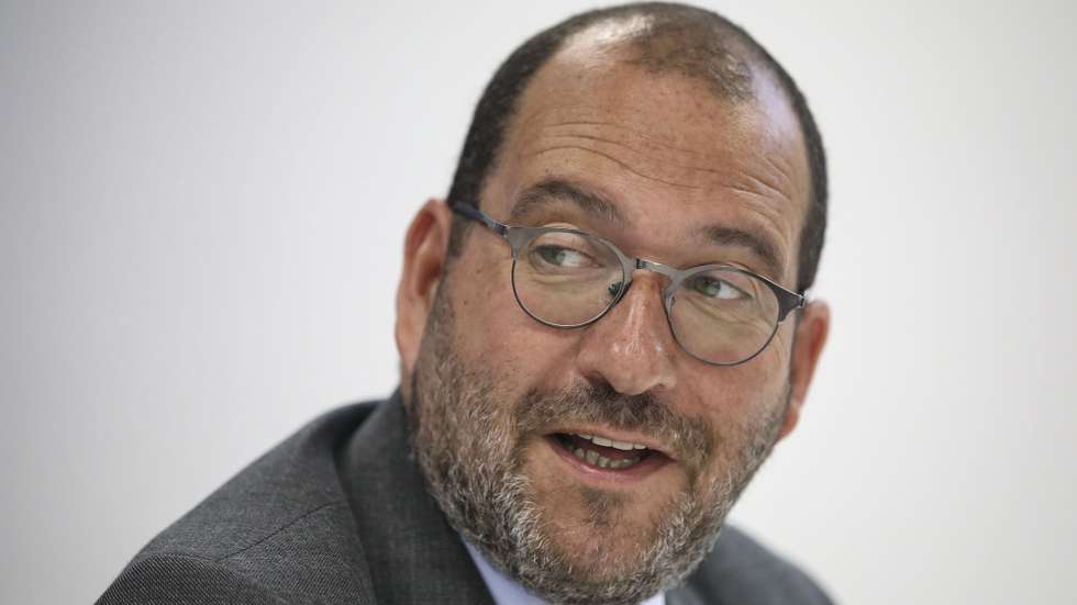 O ministro da Educação, João Costa, durante uma coferencia de imprensa no âmbito da divulgação da lista de colocação de professores, Ministério da Educação, Lisboa, 12 agosto 2022.  ANDRE KOSTERS/LUSA