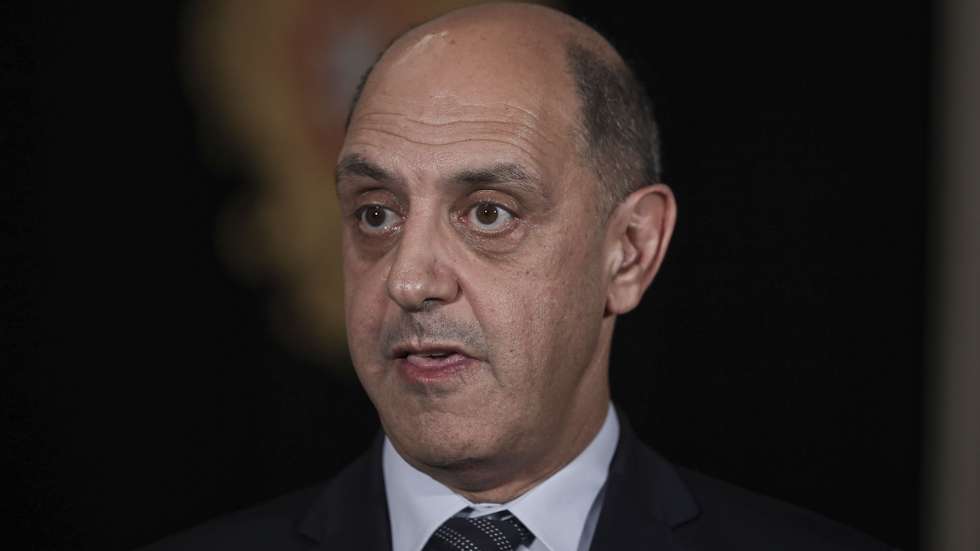 O ministro da Saúde, Manuel Pizarro, fala aos jornalistas no final da cerimónia de tomada de posse de três novos secretários de Estado do XXIII Governo Constitucional, que decorreu no Palácio de Belém, em  Lisboa, 16 de setembro de 2022. ANTÓNIO COTRIM/LUSA