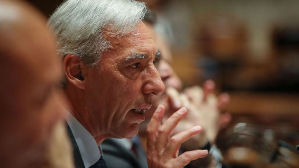 O ministro dos Negócios Estrangeiros, João Gomes Cravinho, durante a audição na Comissão de Orçamento e Finanças da Assembleia da República, Lisboa, 31 de outubro  de 2022.   MANUEL DE ALMEIDA/LUSA