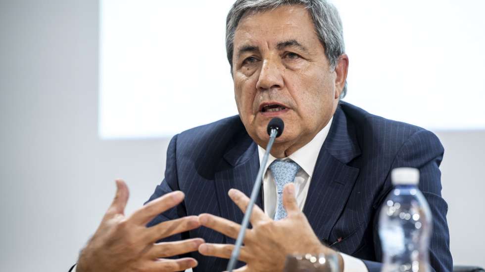 epa10224796 Portuguese Soccer Federation President Fernando Gomes speaks during a press conference about the announcing that Ukraine is joining Spain and Portugal in their joint bid to host the World Cup in 2030, at the UEFA Headquarters, in Nyon, Switzerland, 05 October 2022. The proposal comes seven months into the ongoing Russian invasion of Ukraine and harnesses the idea that soccer can restore hope and peace.  EPA/MARTIAL TREZZINI
