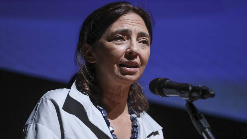 A presidente da Câmara Municipal de Almada Inês de Medeiros intervém na sessão de divulgação de projetos de requalificação e Alargamento da Rede de Equipamentos e Respostas Sociais, no âmbito do Plano de Recuperação e Resiliência (PRR) e do PARES 3.0, em Almada 8 de julho de 2022. MIGUEL A. LOPES/LUSA