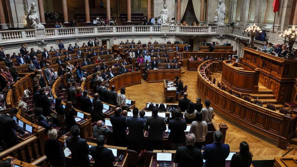 Deputados votam a favor da lei da despenalização da morte medicamente assistida, na Assembleia da República,em Lisboa, 09 dezembro 2022. MANUEL DE ALMEIDA/LUSA