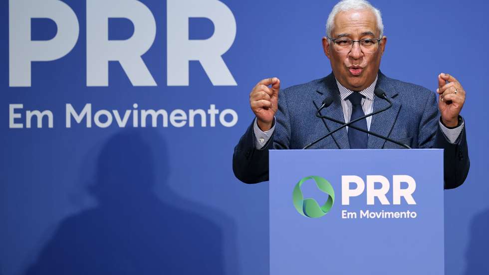 O primeiro-ministro, António Costa discursa durante a visita à empresa Riopele em Vila Nova de Famalicão, onde foi apresentado o Projeto Lusitano  Agenda Mobilizadora, 13 de janeiro 2023. ESTELA SILVA/LUSA